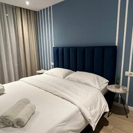 Apartment Brand New Apts Located At The City's Main Square-100 Mbs Wifi Durres