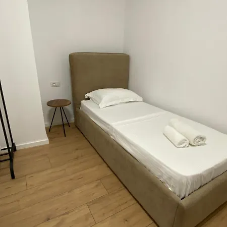 Brand New Apts Located At The City's Main Square-100 Mbs Wifi * Durrës
